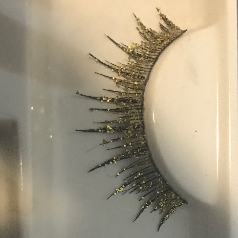 MAKE UP FOR EVER gold glitter fake eyelashes